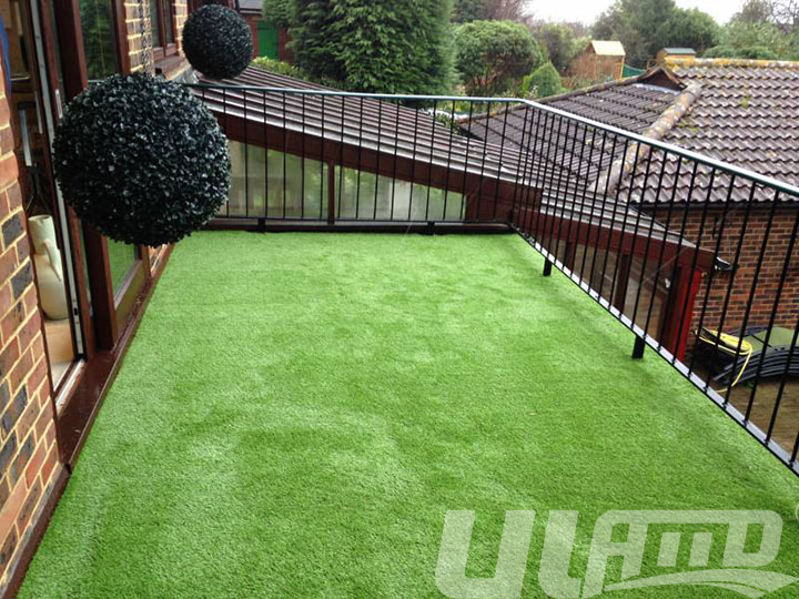 露天陽臺用仿真草坪