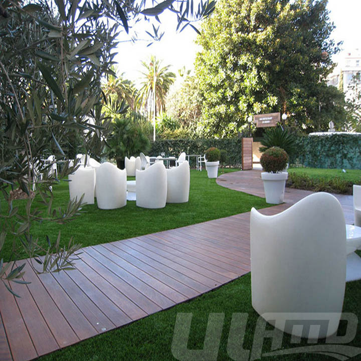 室外仿真植草坪