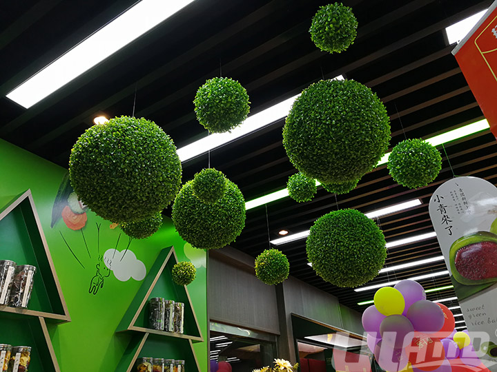 仿真塑料植物草球吊頂