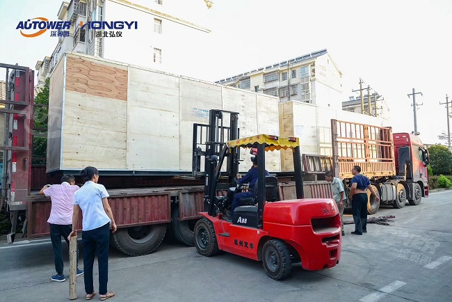 LNG低溫鶴管防旋轉(zhuǎn)設(shè)備內(nèi)浮盤頂罐罐壁板間如何連接？