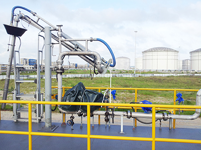 云南云維集團鐵路充裝棧臺甲醇充裝系統(tǒng)